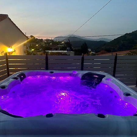 Villa Eftychia Serene Getaway With Hot Tub In A Quiet Location Kíssamos Екстериор снимка