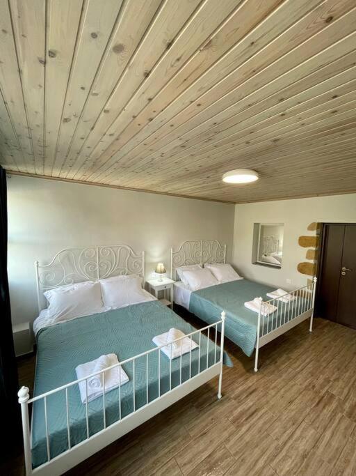 Villa Eftychia Serene Getaway With Hot Tub In A Quiet Location Kíssamos Екстериор снимка